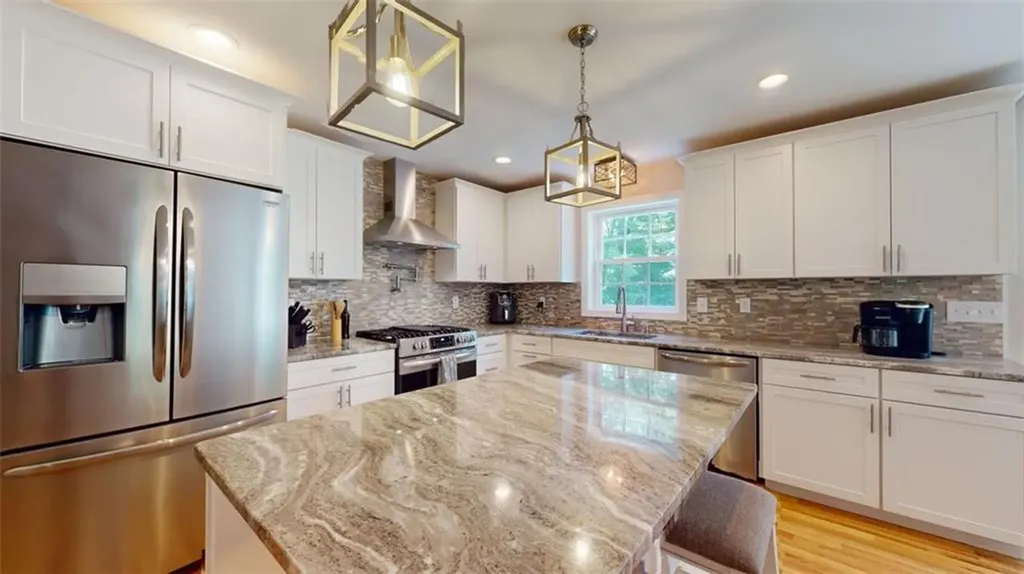 124 Johnson Road Foster RI 02825