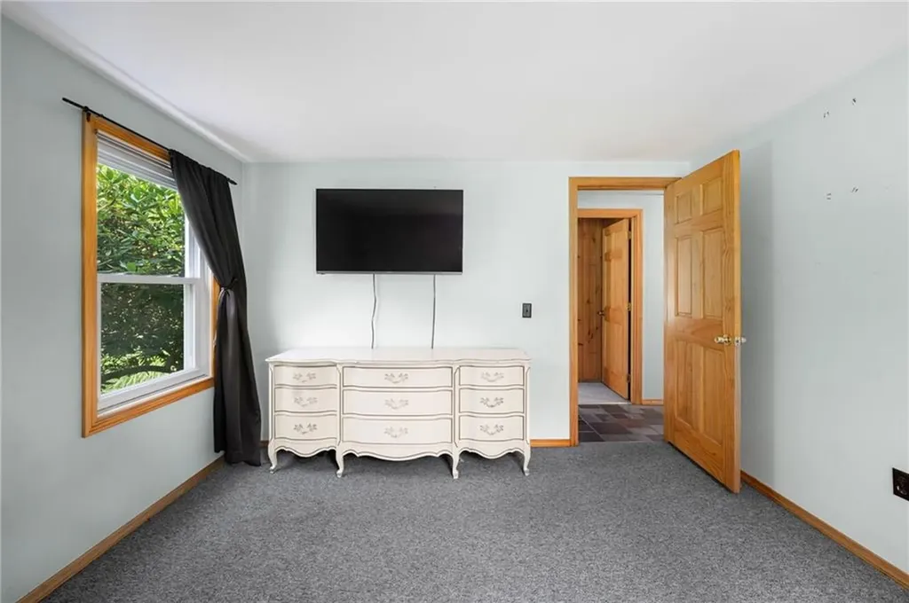 48 Cedar Grove Drive Exeter RI 02822