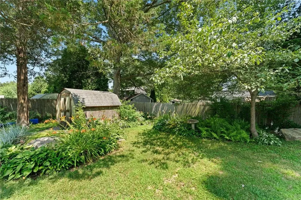 48 Cedar Grove Drive Exeter RI 02822