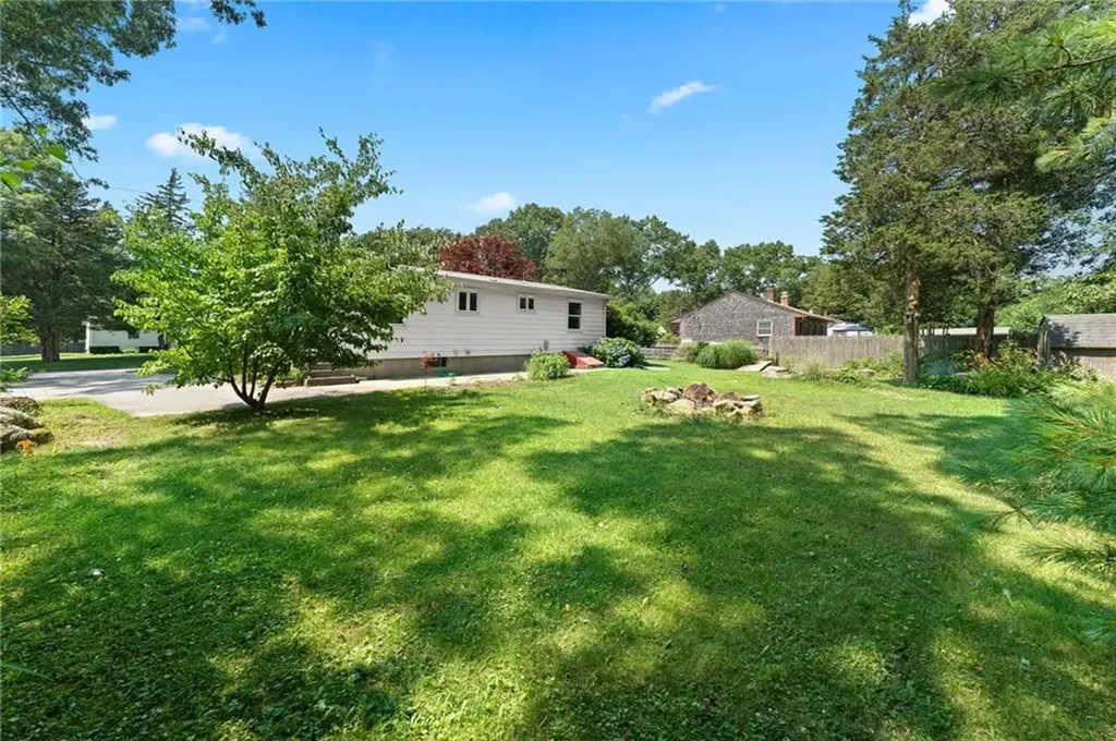 48 Cedar Grove Drive Exeter RI 02822