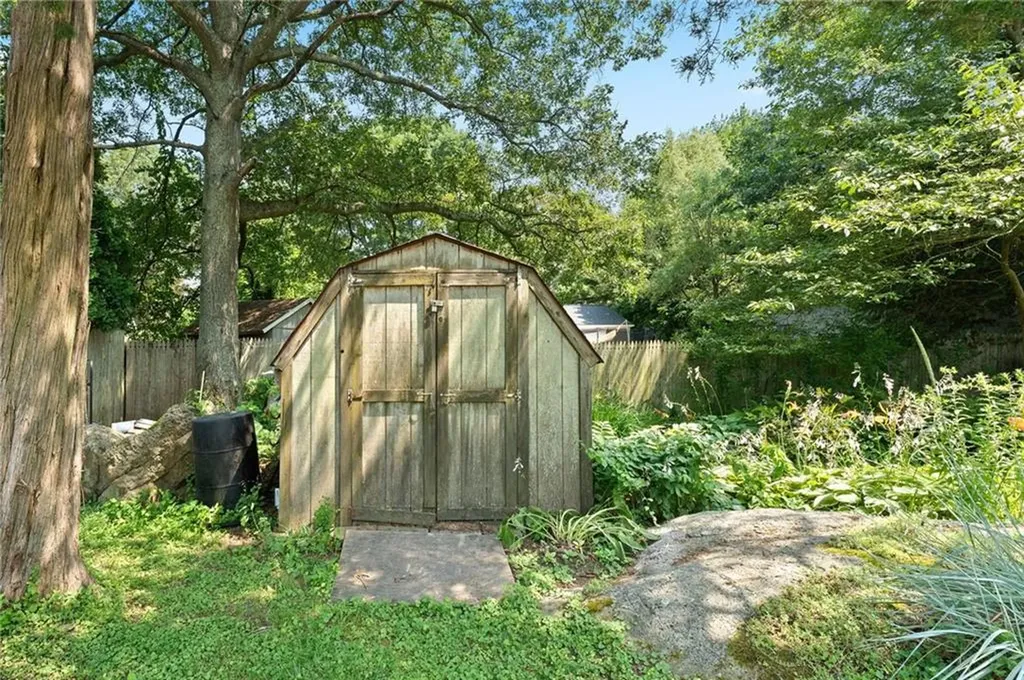48 Cedar Grove Drive Exeter RI 02822