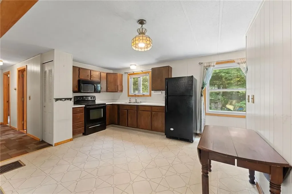 48 Cedar Grove Drive Exeter RI 02822