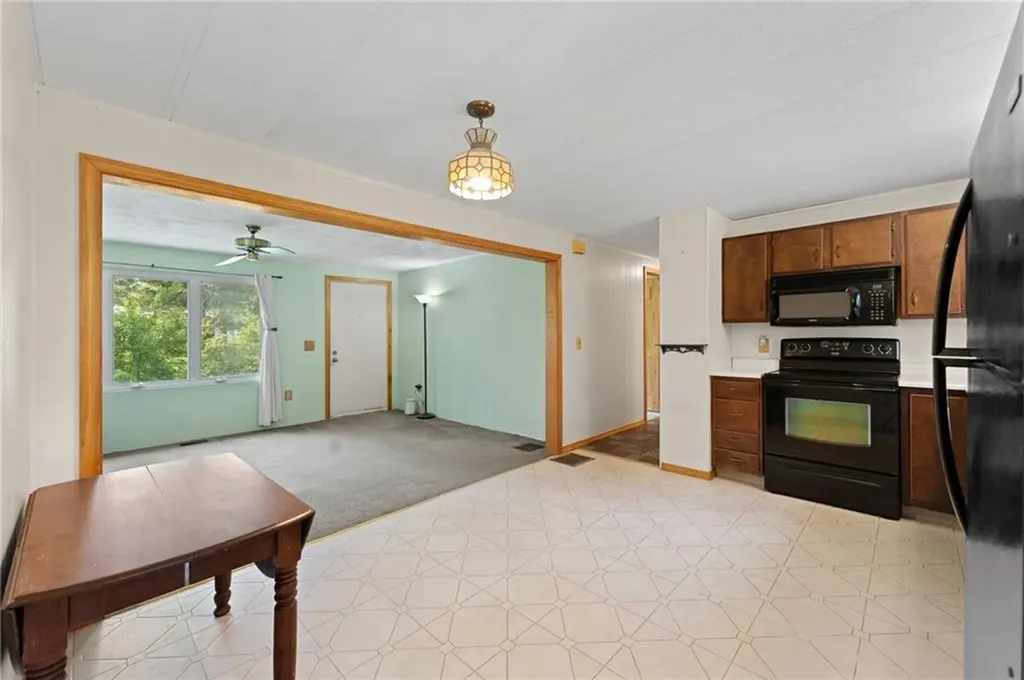 48 Cedar Grove Drive Exeter RI 02822