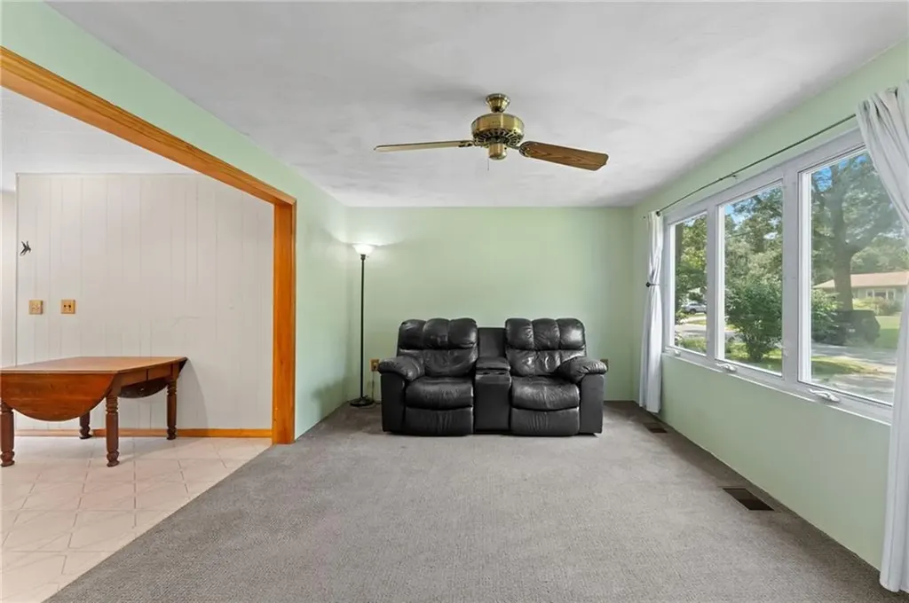 48 Cedar Grove Drive Exeter RI 02822