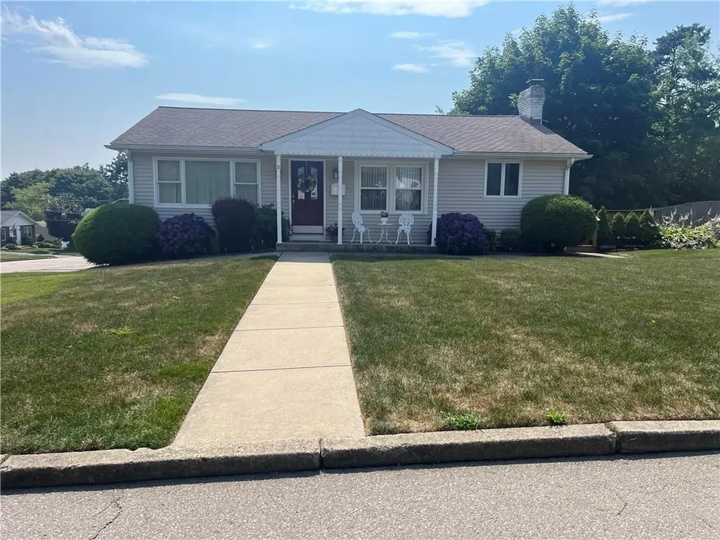 26 Kent Street Cumberland RI 02864