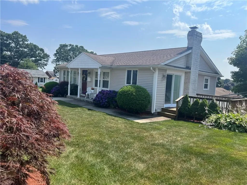 26 Kent Street Cumberland RI 02864