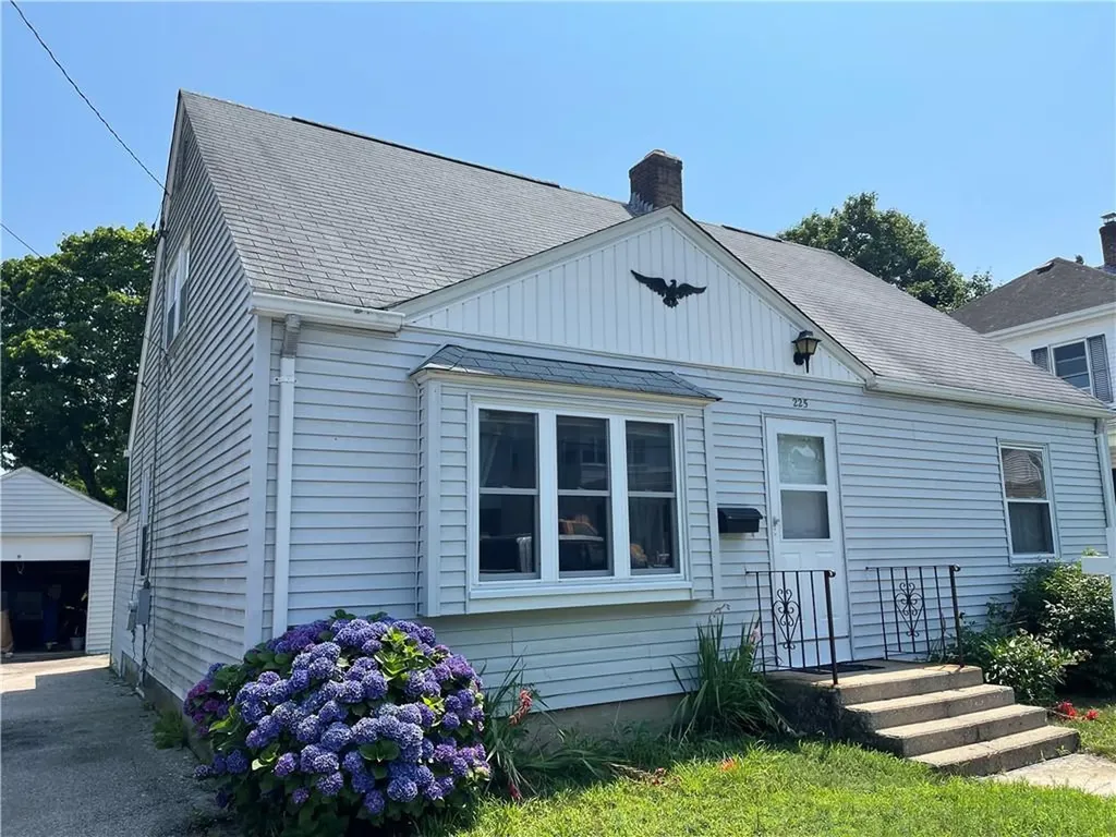 225 Andrews Avenue West Warwick RI 02893