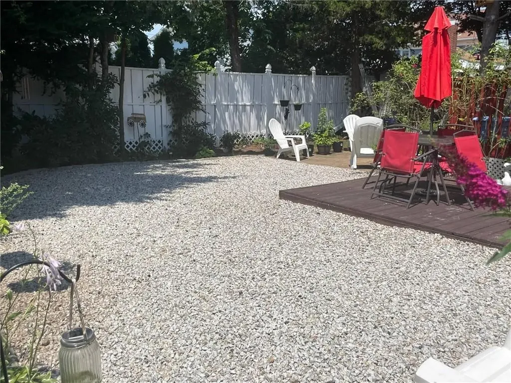 27 Napoleon Street Woonsocket RI 02895