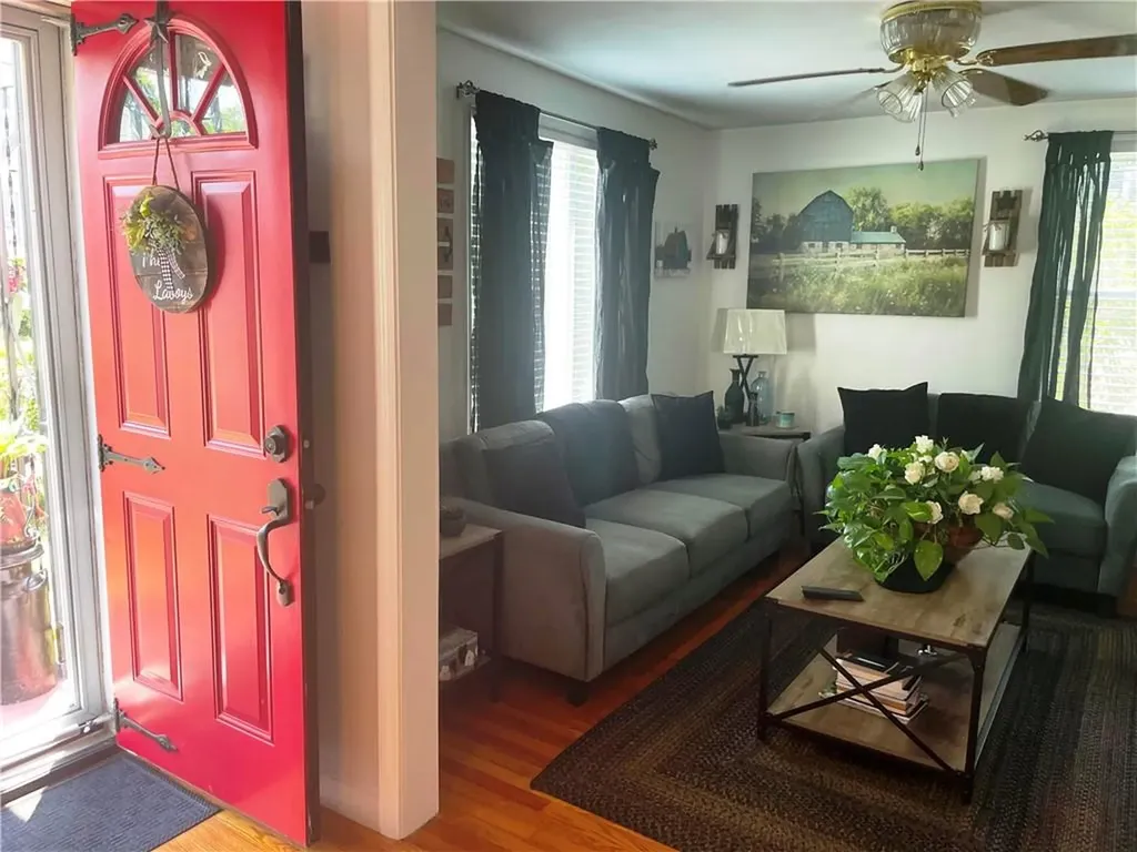 27 Napoleon Street Woonsocket RI 02895