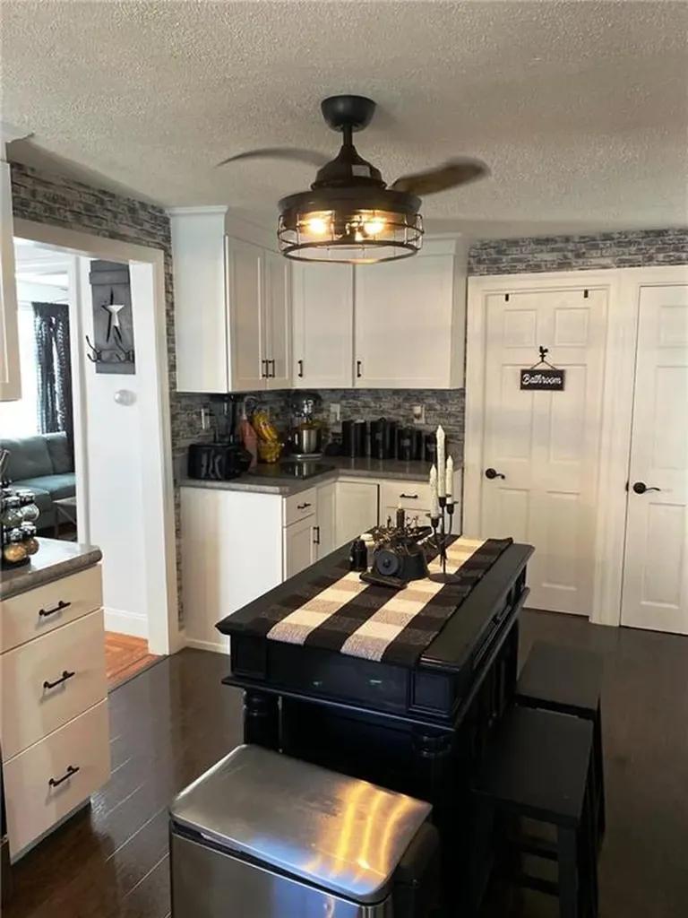 27 Napoleon Street Woonsocket RI 02895