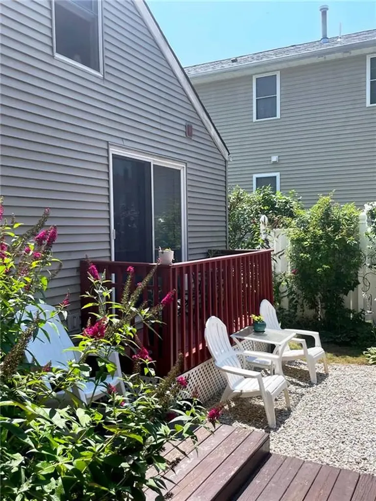 27 Napoleon Street Woonsocket RI 02895