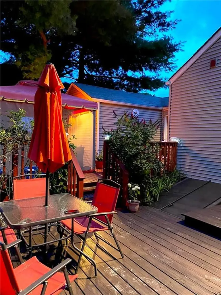 27 Napoleon Street Woonsocket RI 02895