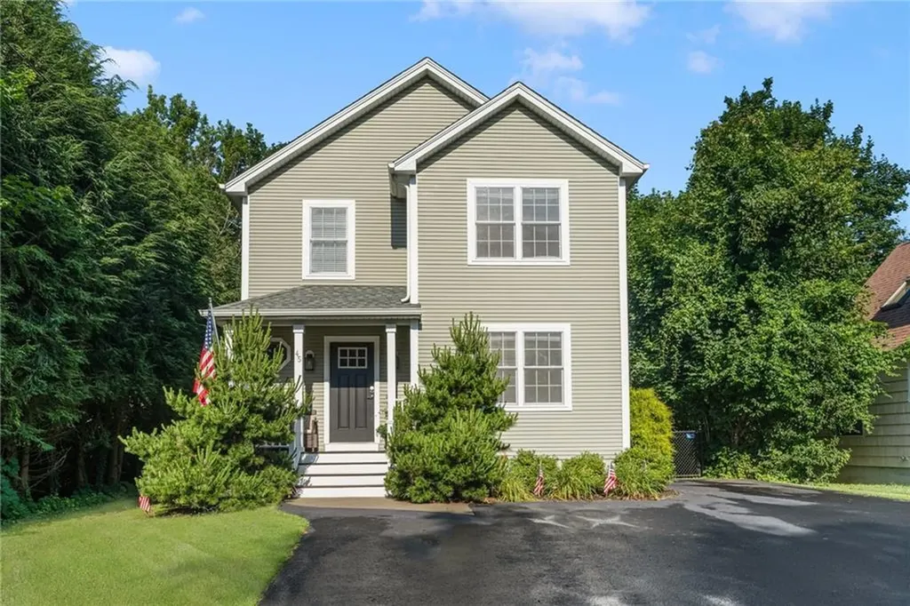 45 Isabelle Drive Narragansett RI 02882