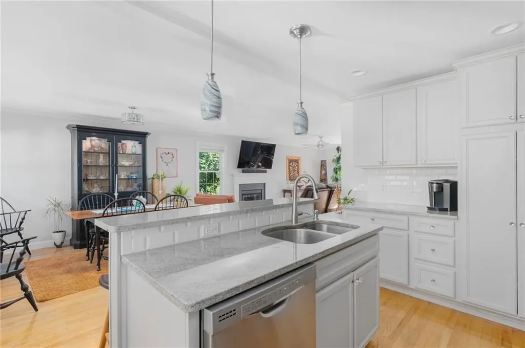 45 Isabelle Drive Narragansett RI 02882