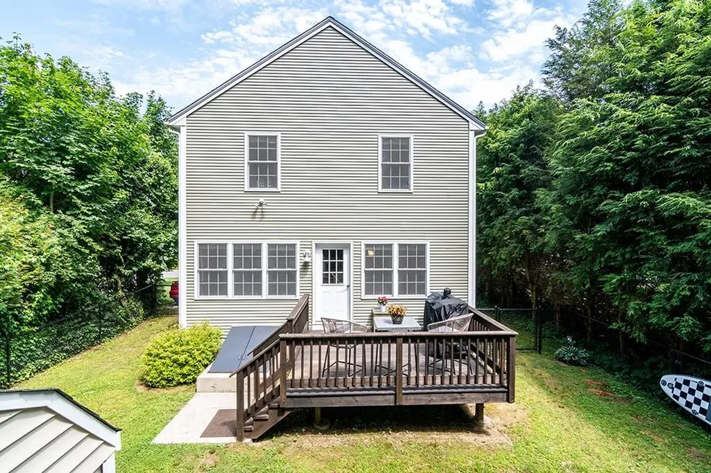 45 Isabelle Drive Narragansett RI 02882