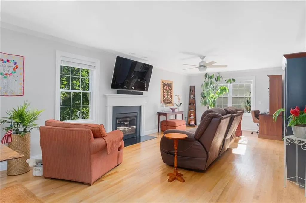 45 Isabelle Drive Narragansett RI 02882