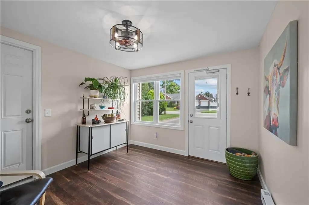 76 Sweetfern Road Warwick RI 02888