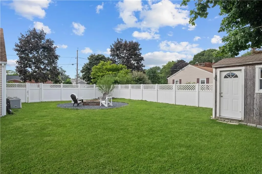 76 Sweetfern Road Warwick RI 02888