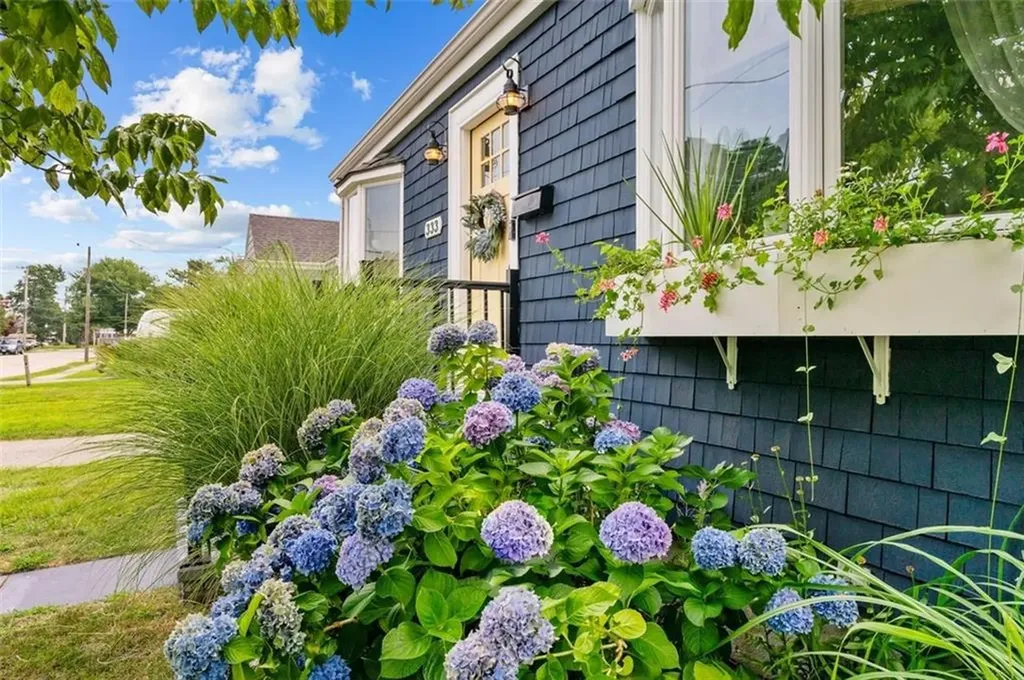 333 Norwood Avenue Warwick RI 02888