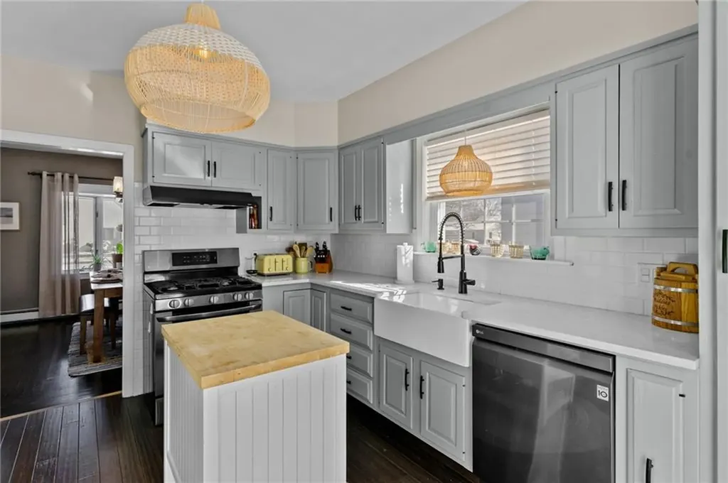 333 Norwood Avenue Warwick RI 02888