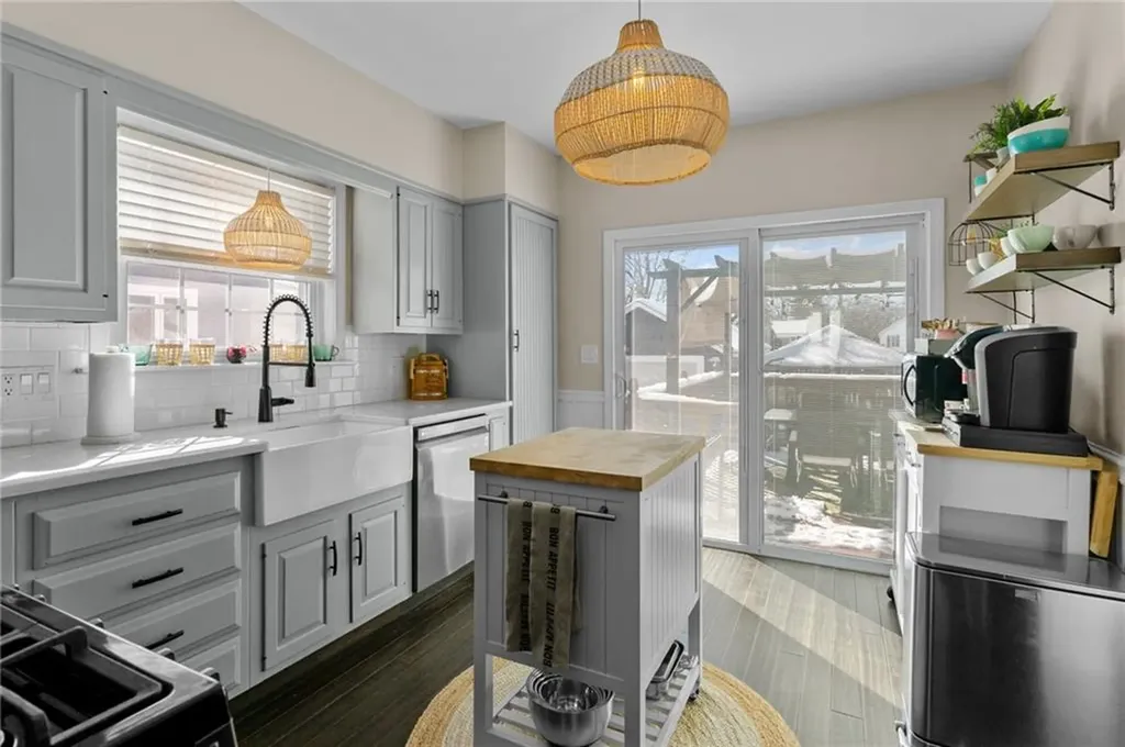 333 Norwood Avenue Warwick RI 02888