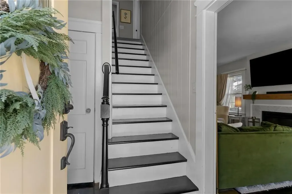 333 Norwood Avenue Warwick RI 02888