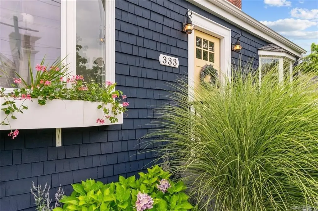 333 Norwood Avenue Warwick RI 02888