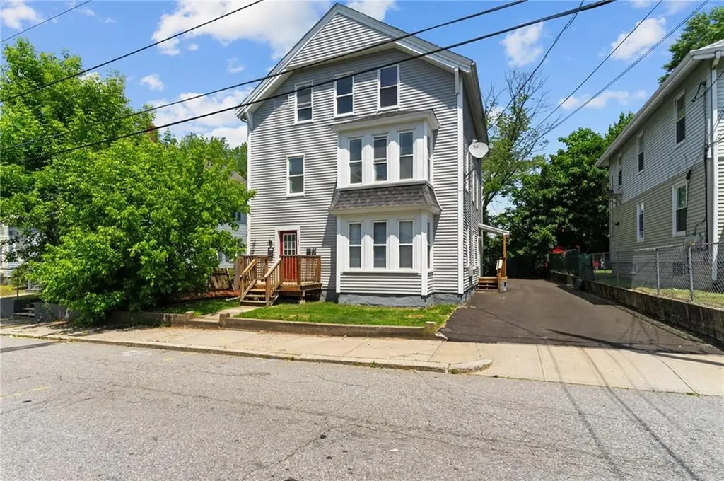 155 4th Avenue Woonsocket RI 02895