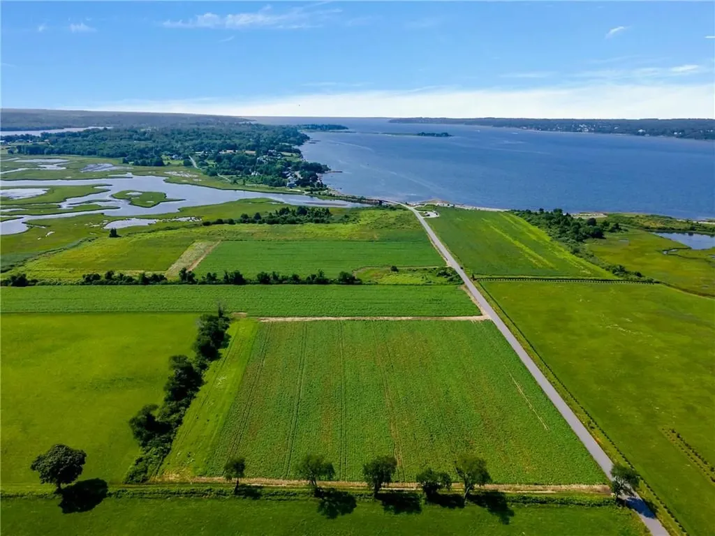 0 Seapowet, Avenue Tiverton RI 02878