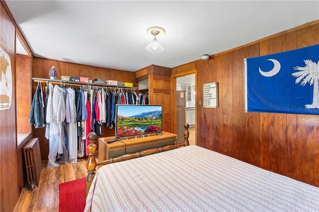 472 Central Avenue Johnston RI 02919
