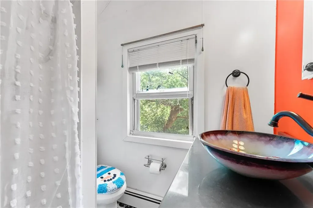 472 Central Avenue Johnston RI 02919