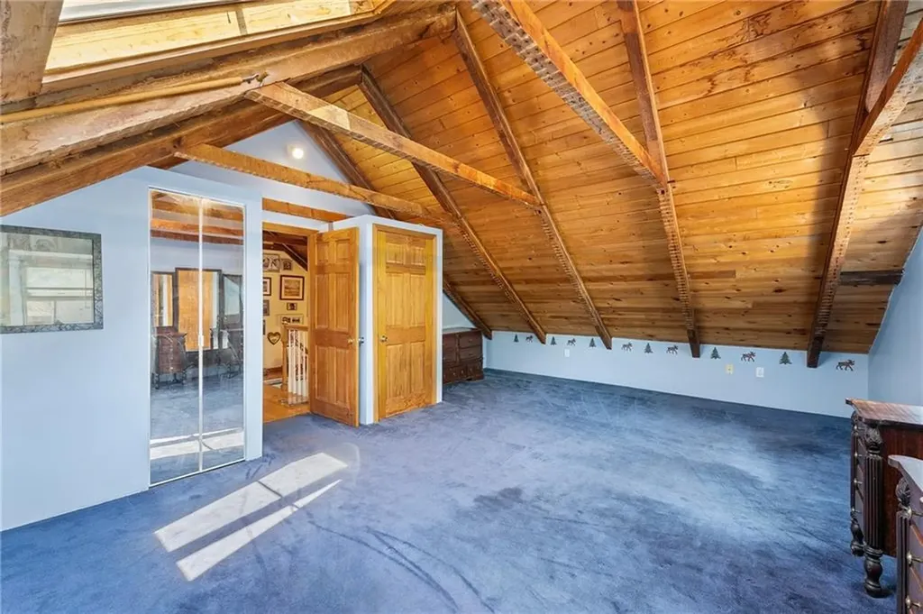 472 Central Avenue Johnston RI 02919