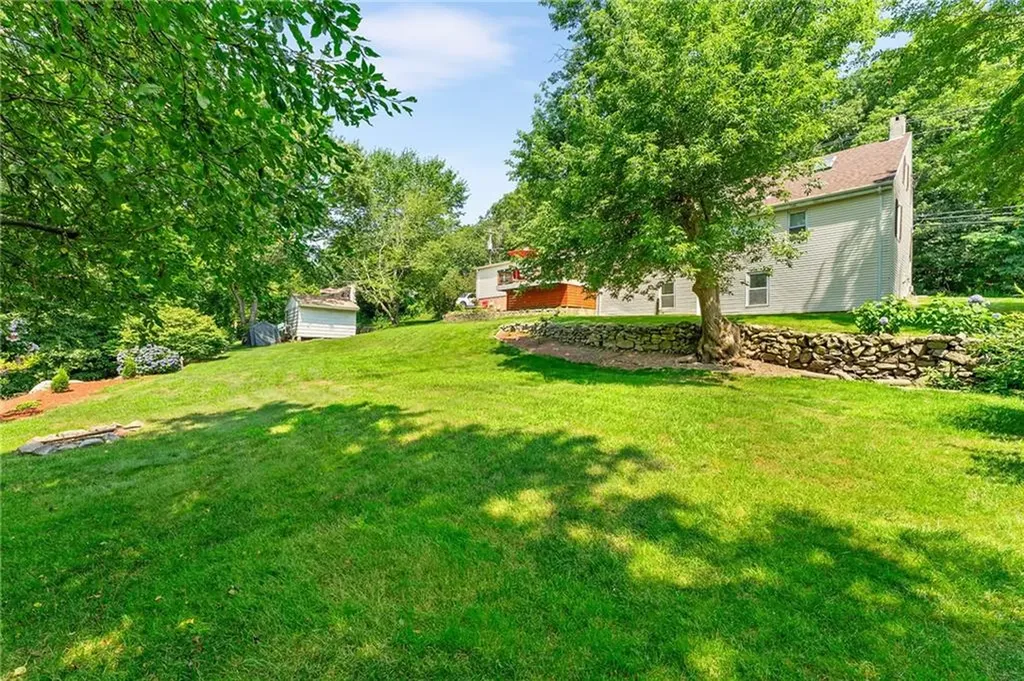 472 Central Avenue Johnston RI 02919