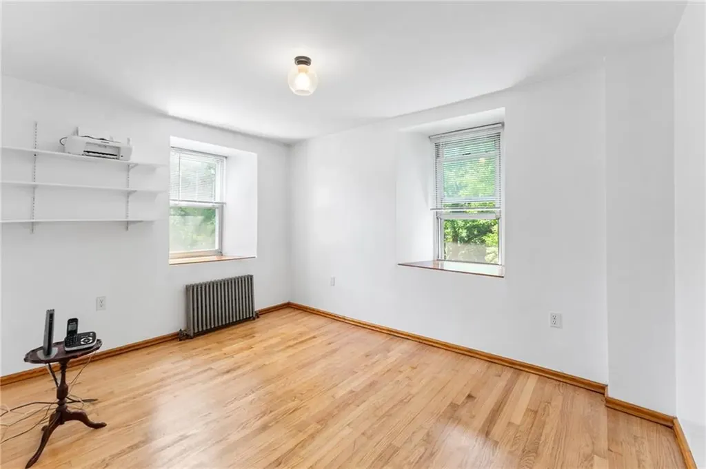 472 Central Avenue Johnston RI 02919