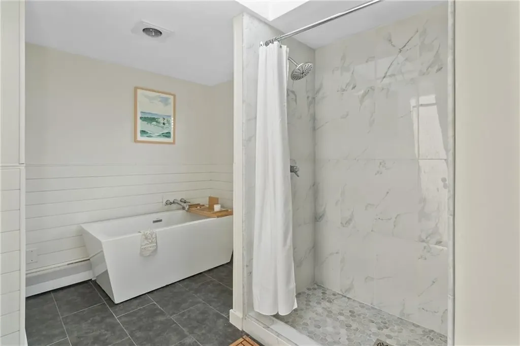 60 Twin Lakes Avenue Coventry RI 02816