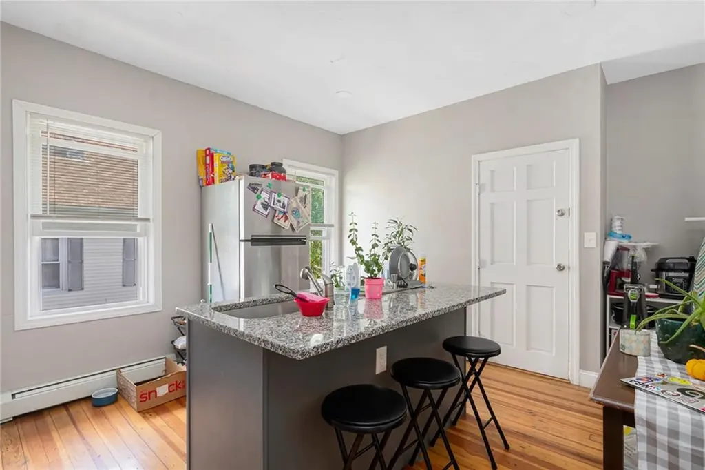 494 Academy Avenue Providence RI 02908
