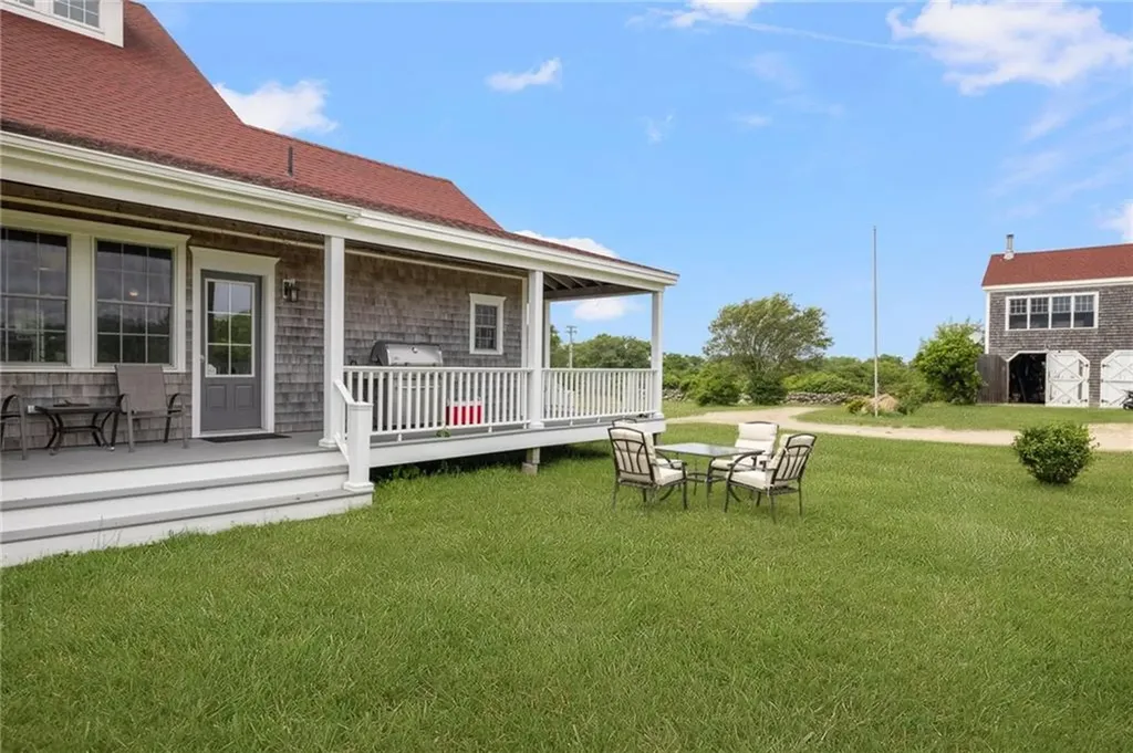 1661 Sands Pond Road Block Island RI 02807