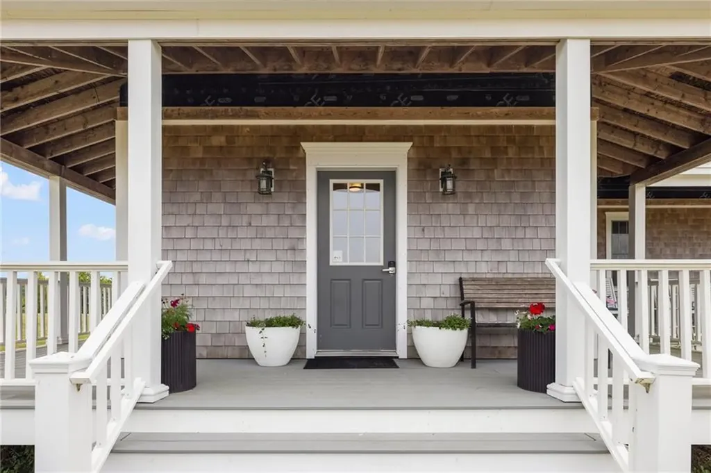 1661 Sands Pond Road Block Island RI 02807