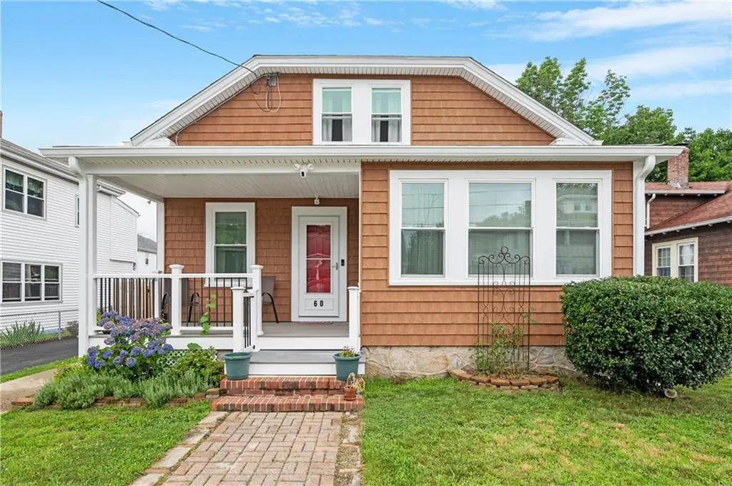 60 Newport Street Woonsocket RI 02895