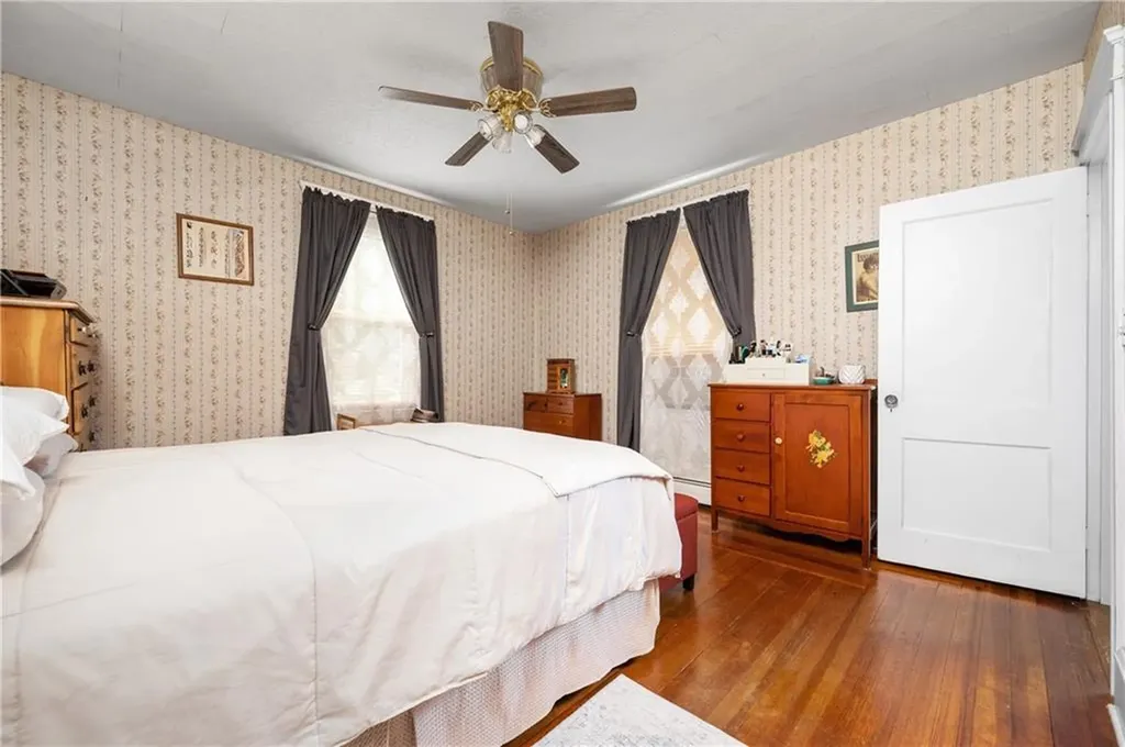 60 Newport Street Woonsocket RI 02895