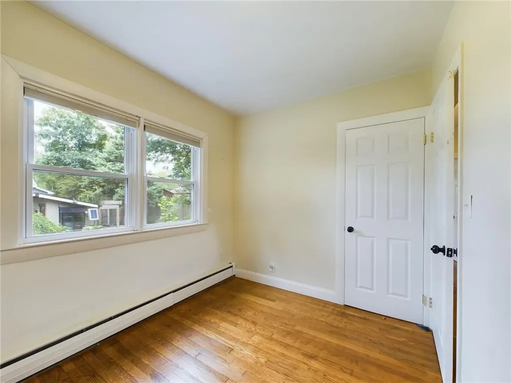 98 Nassau Street East Providence RI 02914