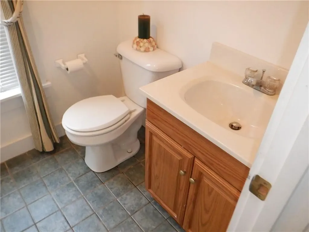56 Boxwood Avenue Cranston RI 02910