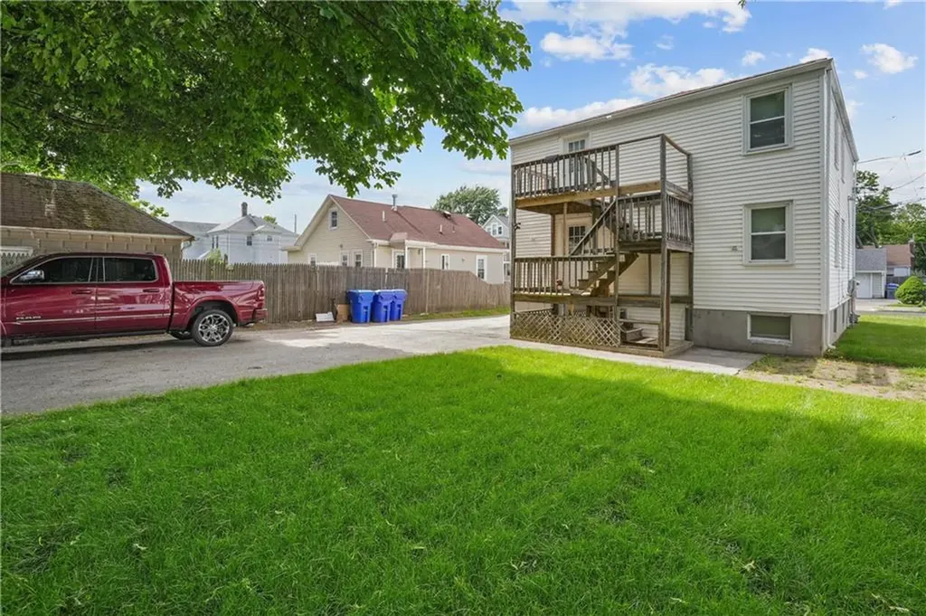 41 Dawson Street Pawtucket RI 02861