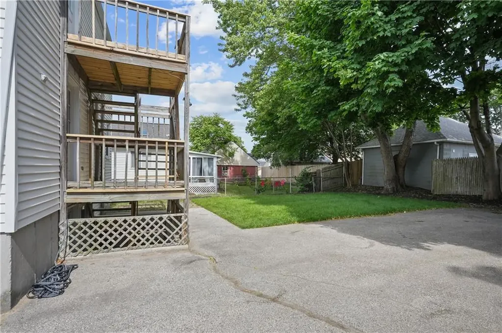 41 Dawson Street Pawtucket RI 02861