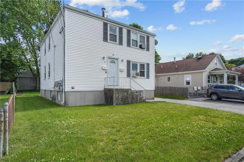 41 Dawson Street Pawtucket RI 02861