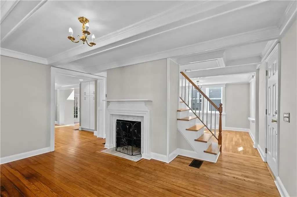 34 Pope Street Newport RI 02840