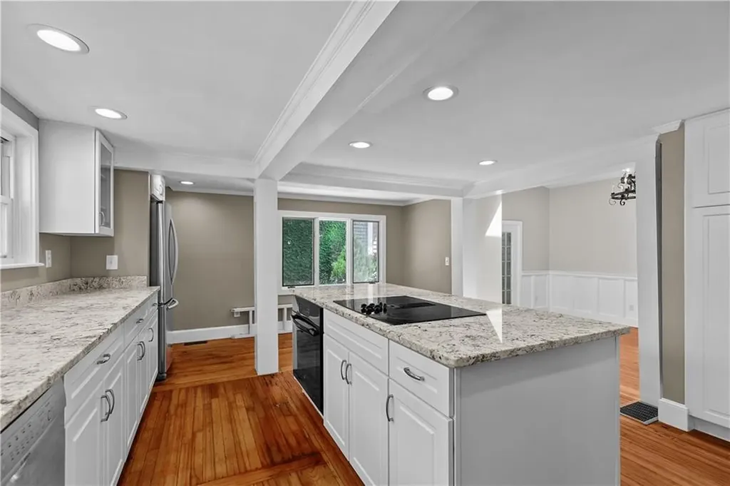 34 Pope Street Newport RI 02840