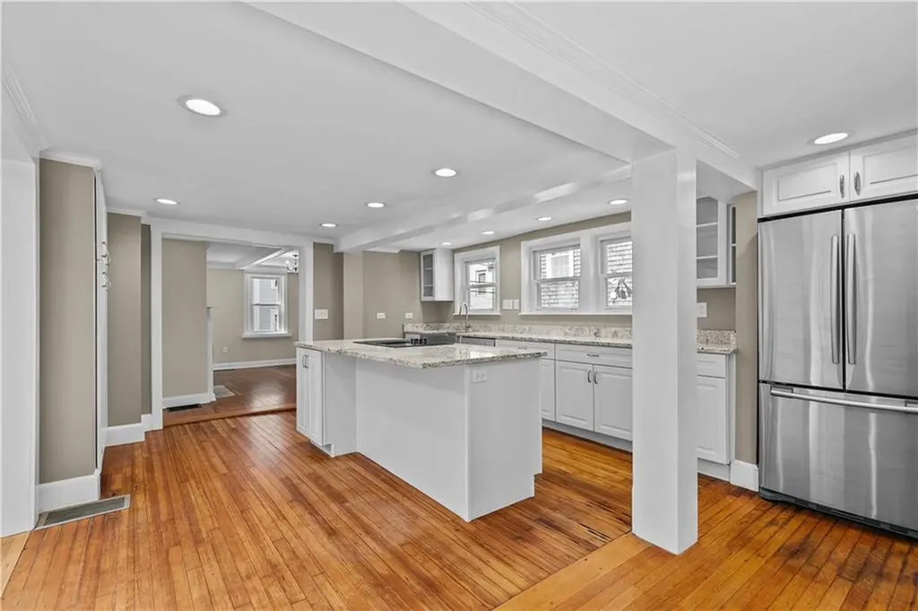 34 Pope Street Newport RI 02840