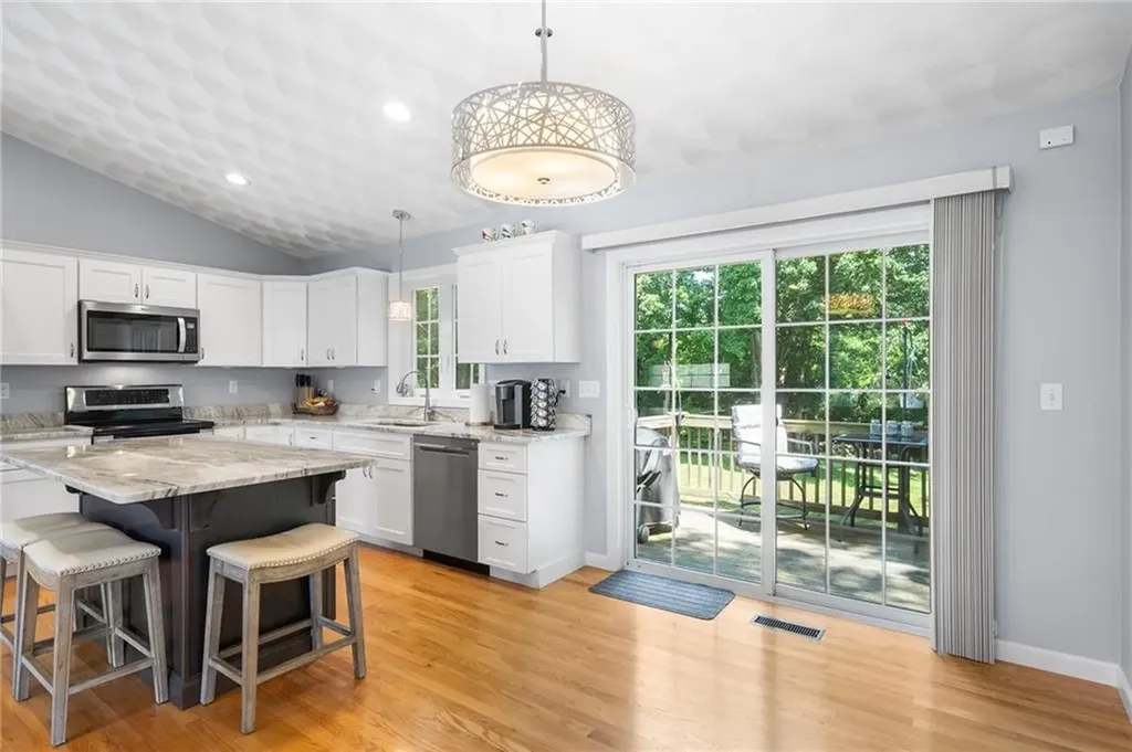 58 Taft Street Coventry RI 02816