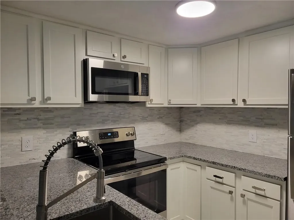 200 Woodlawn Avenue North Providence RI 02904